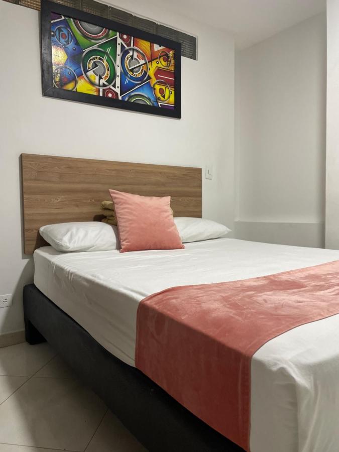 Hotel Sie7E Express Медельин Экстерьер фото